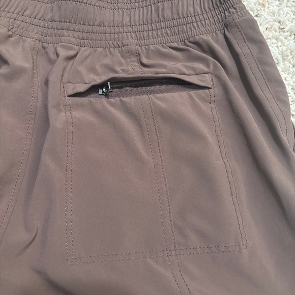 Athleta Chelsea Utility Jogger Size 6 - Picture 5 of 10